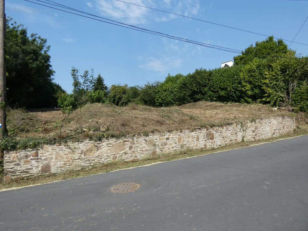 Terrain à PLOUGONVEN