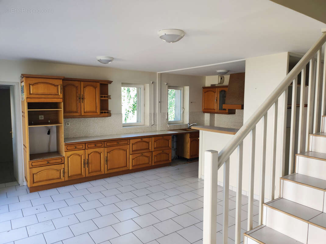 Maison à REVENTIN-VAUGRIS