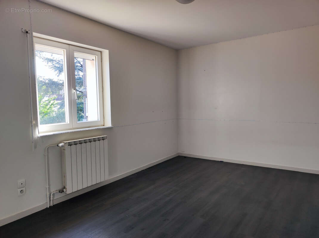 Maison à REVENTIN-VAUGRIS