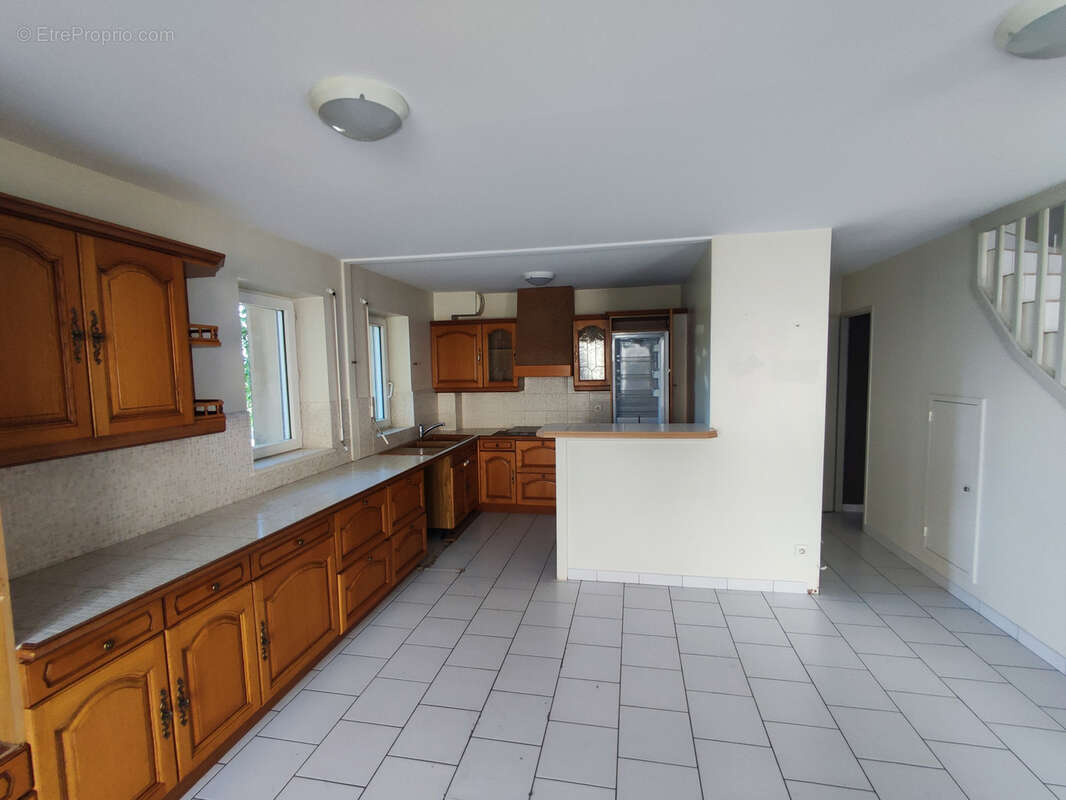 Maison à REVENTIN-VAUGRIS