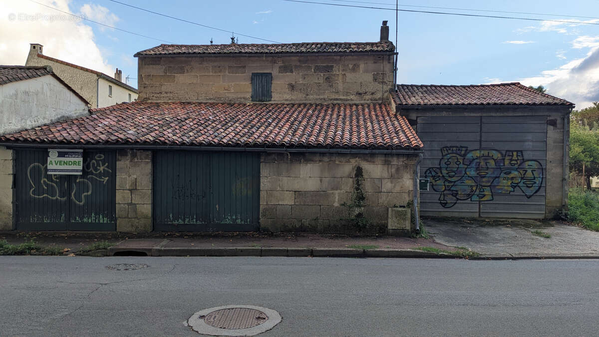 Appartement à SAINTES