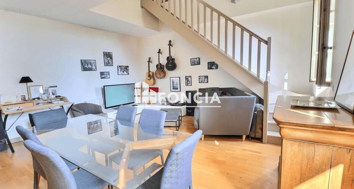 Appartement à SAINTE-FOY-LES-LYON