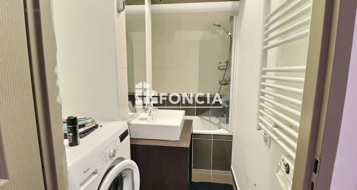 Appartement à SAINTE-FOY-LES-LYON