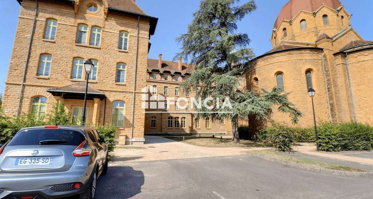 Appartement à SAINTE-FOY-LES-LYON