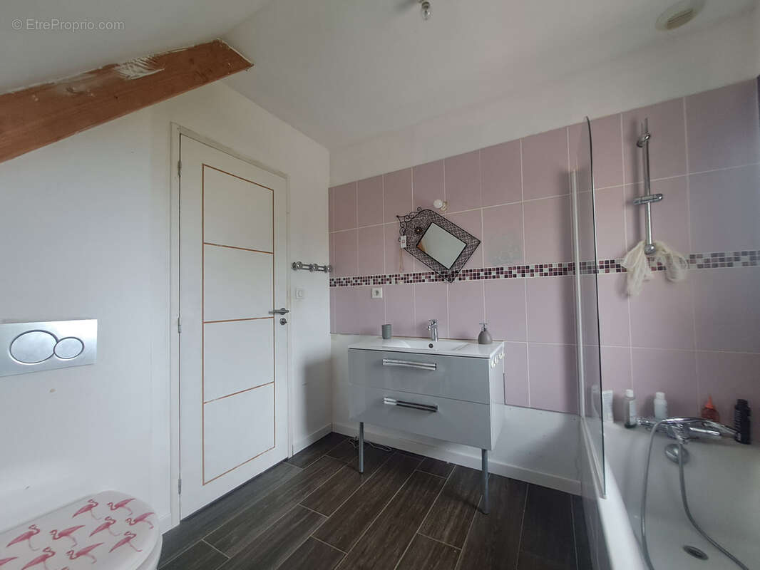 Maison à LA TURBALLE