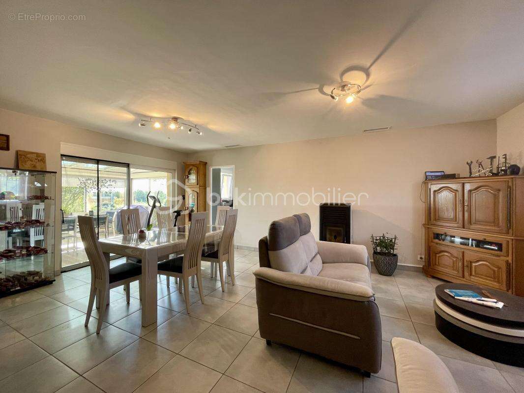 Maison à SAINT-ANDRE-D&#039;ALLAS