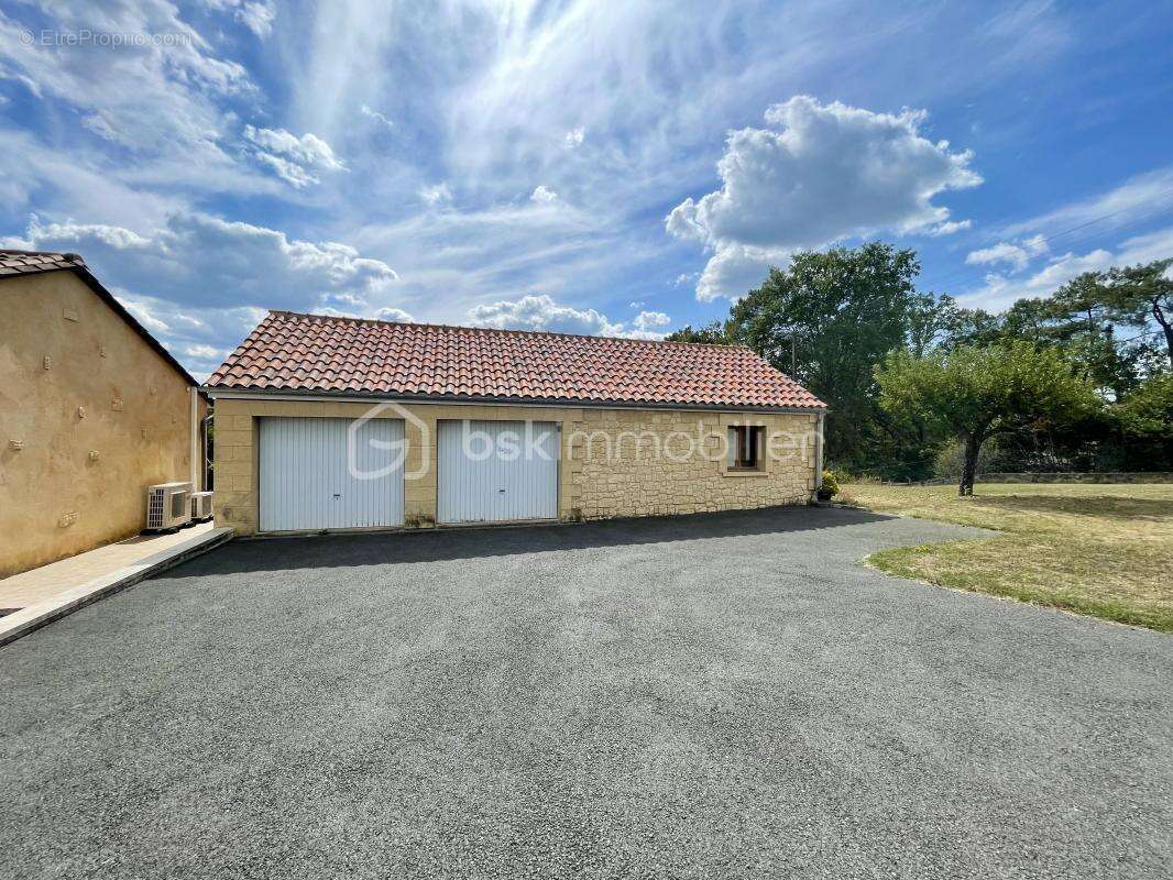 Maison à SAINT-ANDRE-D&#039;ALLAS