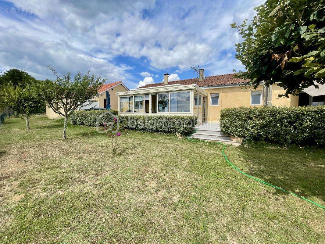 Maison à SAINT-ANDRE-D&#039;ALLAS