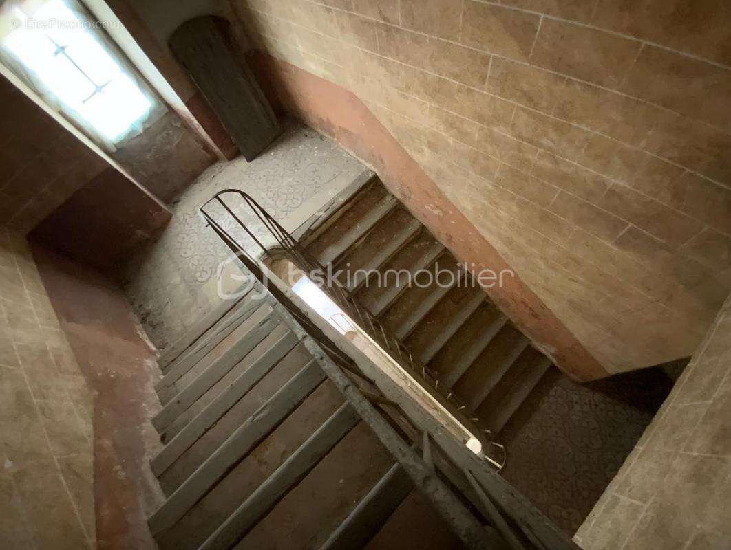 Appartement à LEZAN