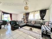 Appartement à SARTROUVILLE