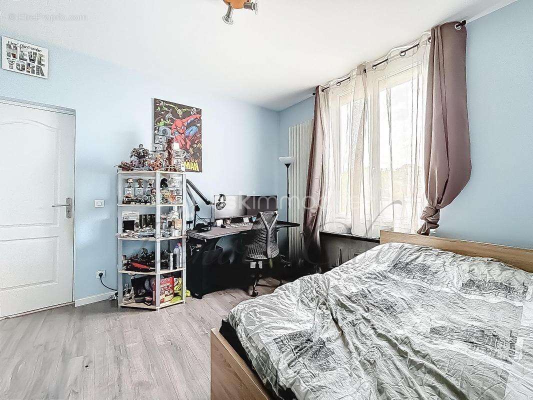 Maison à BONNEUIL-SUR-MARNE