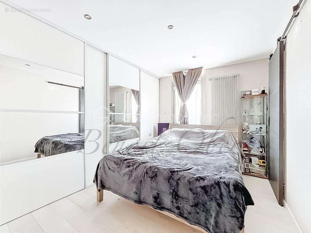 Maison à BONNEUIL-SUR-MARNE