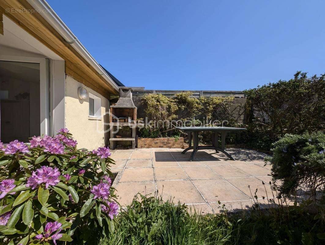 Appartement à EQUEURDREVILLE-HAINNEVILLE