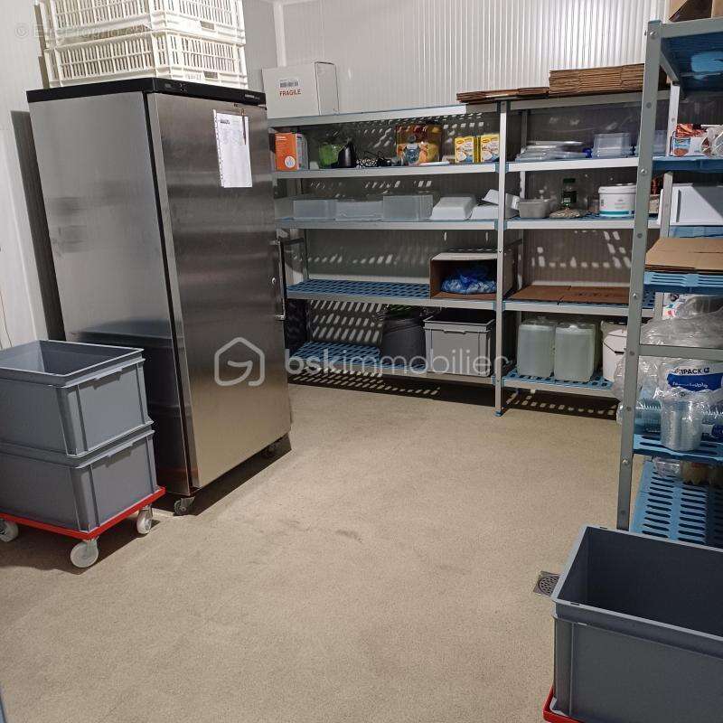 Commerce à MARCILLE-LA-VILLE