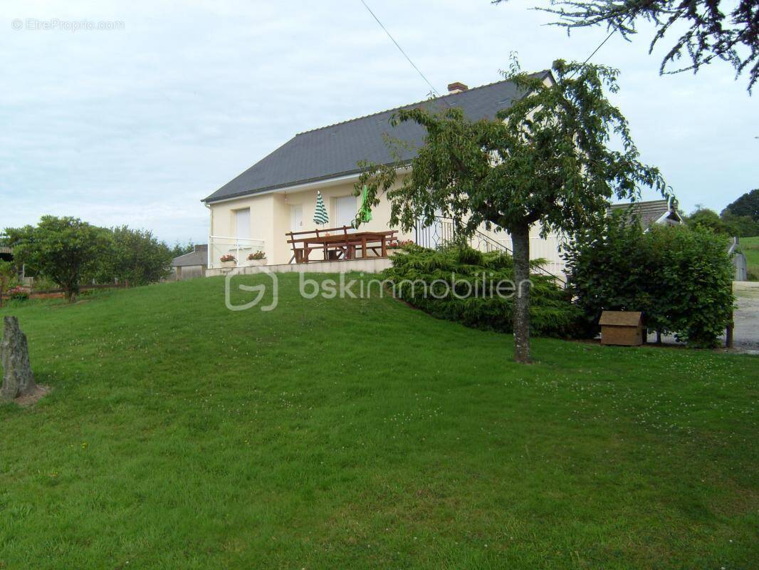 Commerce à MARCILLE-LA-VILLE