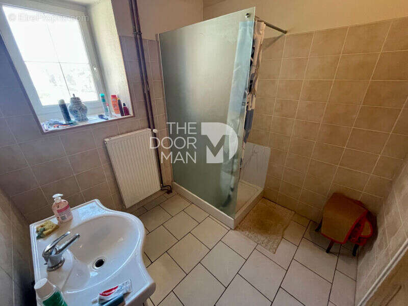 Maison à LONGEAU-PERCEY