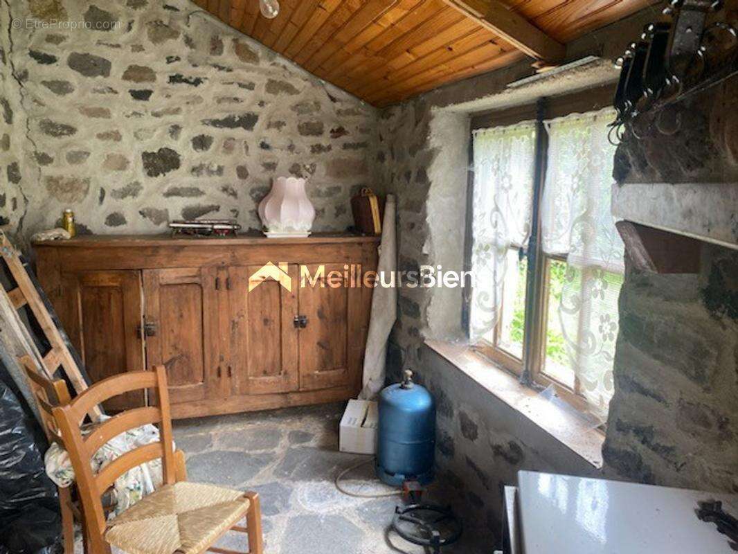 Maison à SAINT-ETIENNE-DU-VIGAN