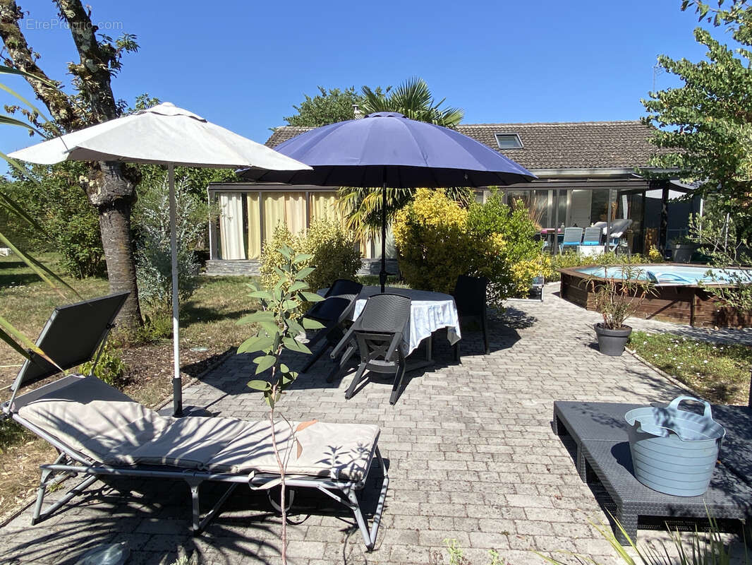 Maison à MONTAGNY-LES-BEAUNE