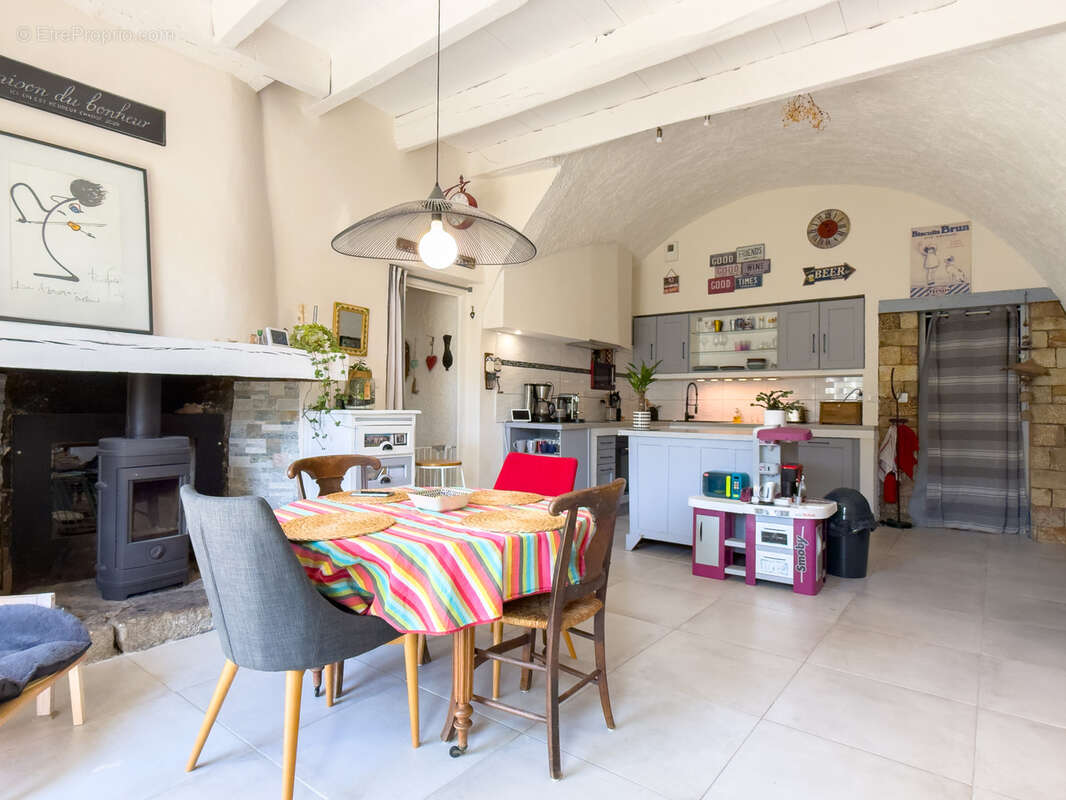 Maison à DUNIERE-SUR-EYRIEUX