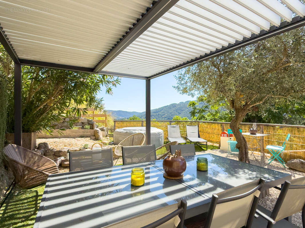 Maison à DUNIERE-SUR-EYRIEUX