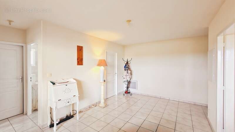 Appartement à SAINT-JEAN-D&#039;ANGELY