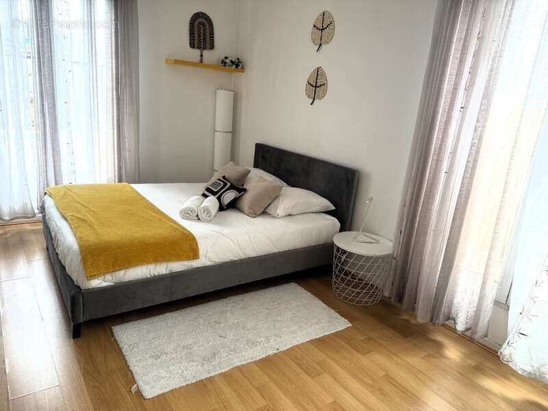 Appartement à SAINT-DENIS