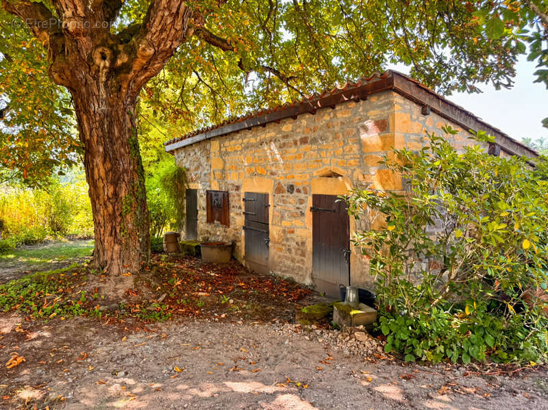 Maison à LA CLAYETTE