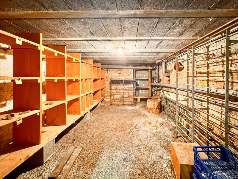 Maison à LA CLAYETTE