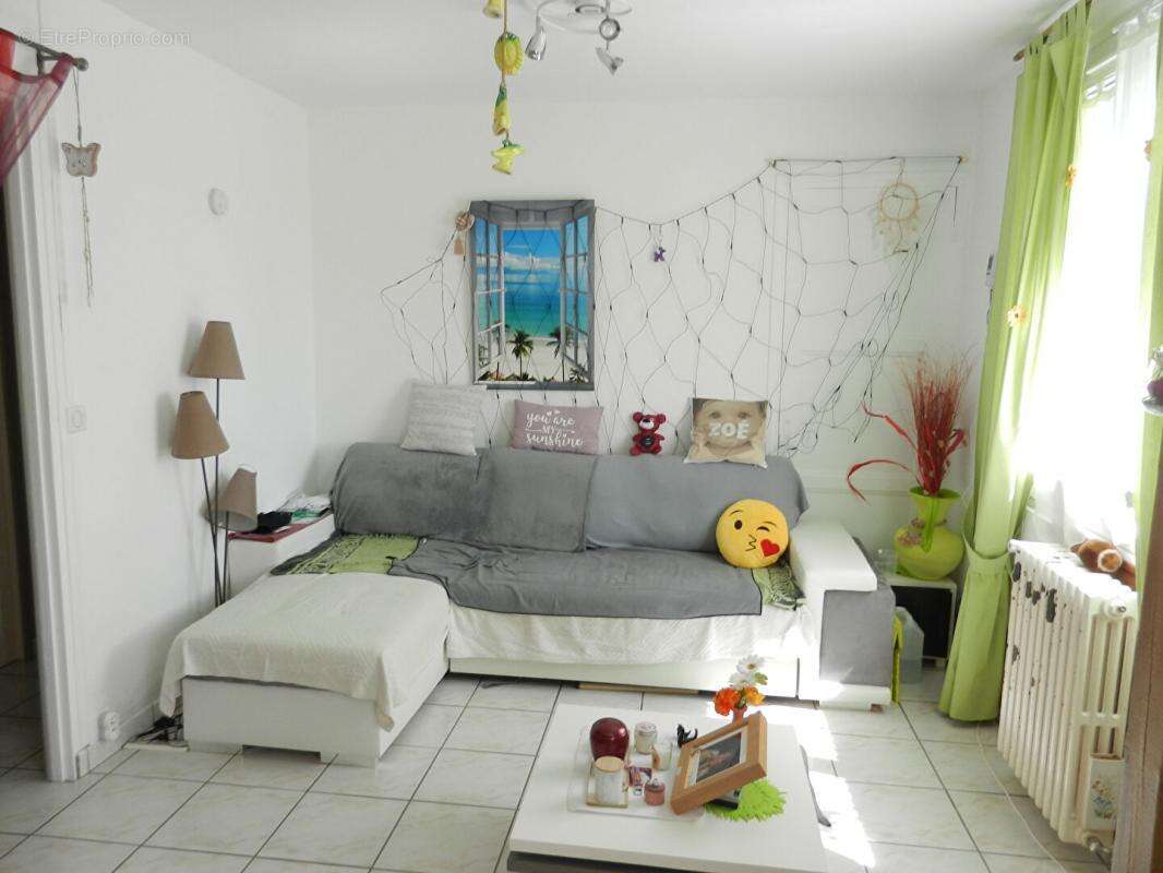 Maison à MESNIL-SUR-L&#039;ESTREE