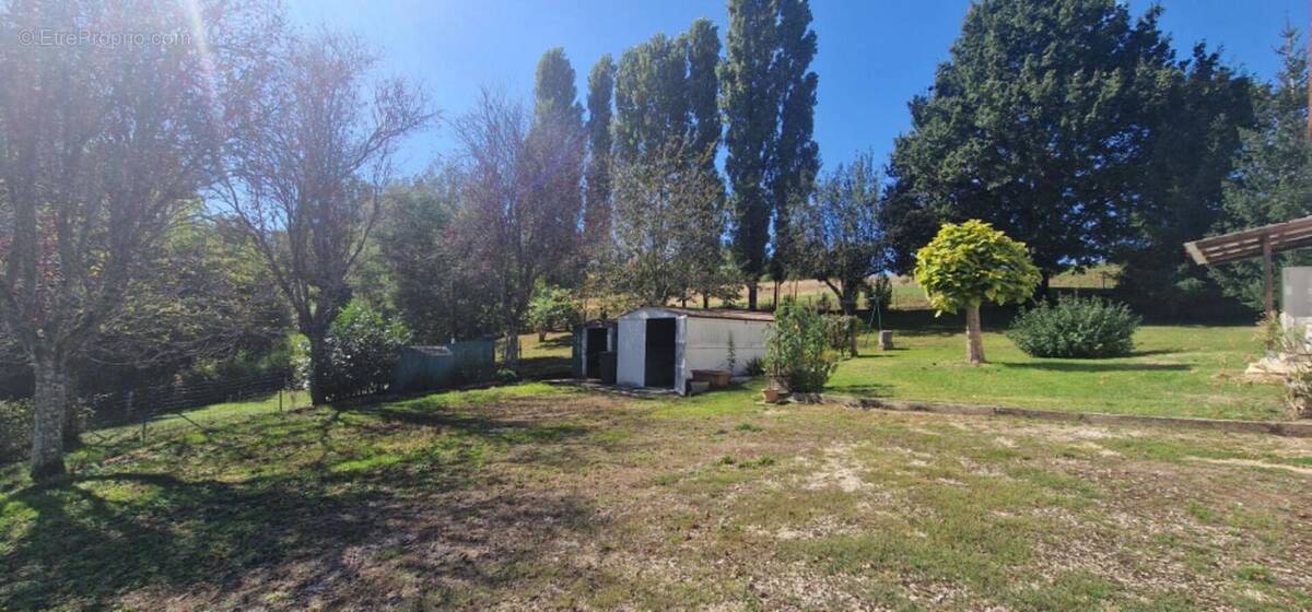 Maison à CHATEAU-L&#039;EVEQUE