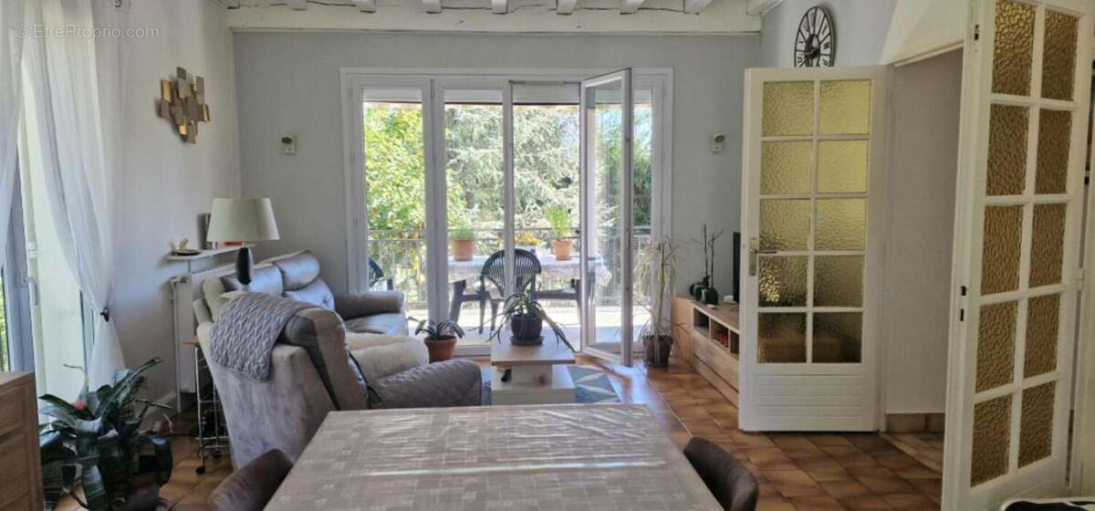 Maison à CHATEAU-L&#039;EVEQUE