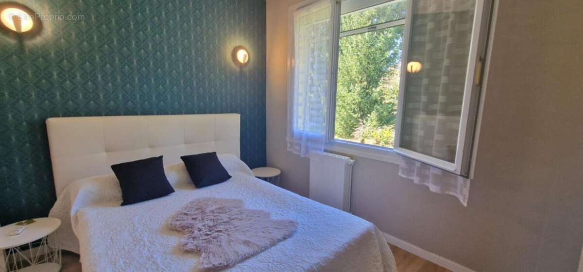 Maison à CHATEAU-L&#039;EVEQUE