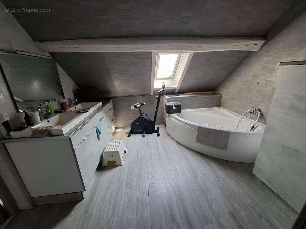 Maison à VERNEUIL-SUR-AVRE