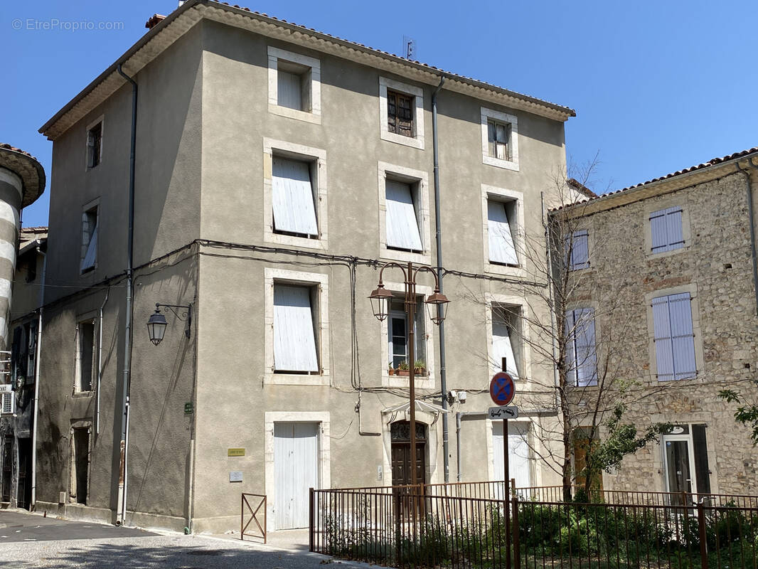 Appartement à GANGES