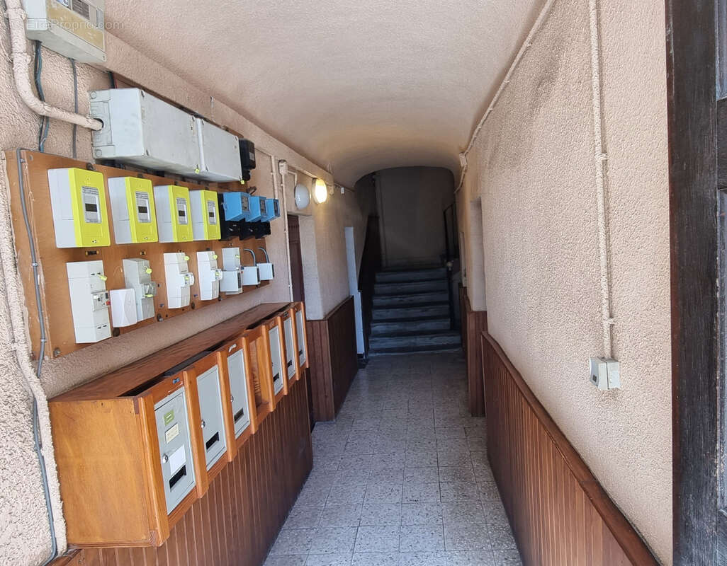 Appartement à GANGES