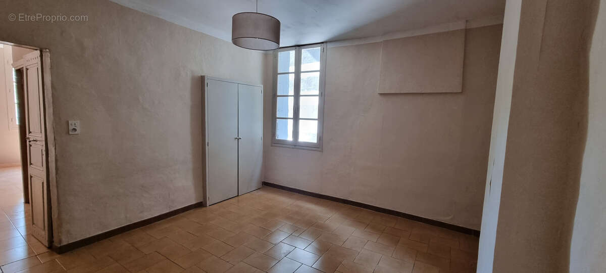 Appartement à GANGES