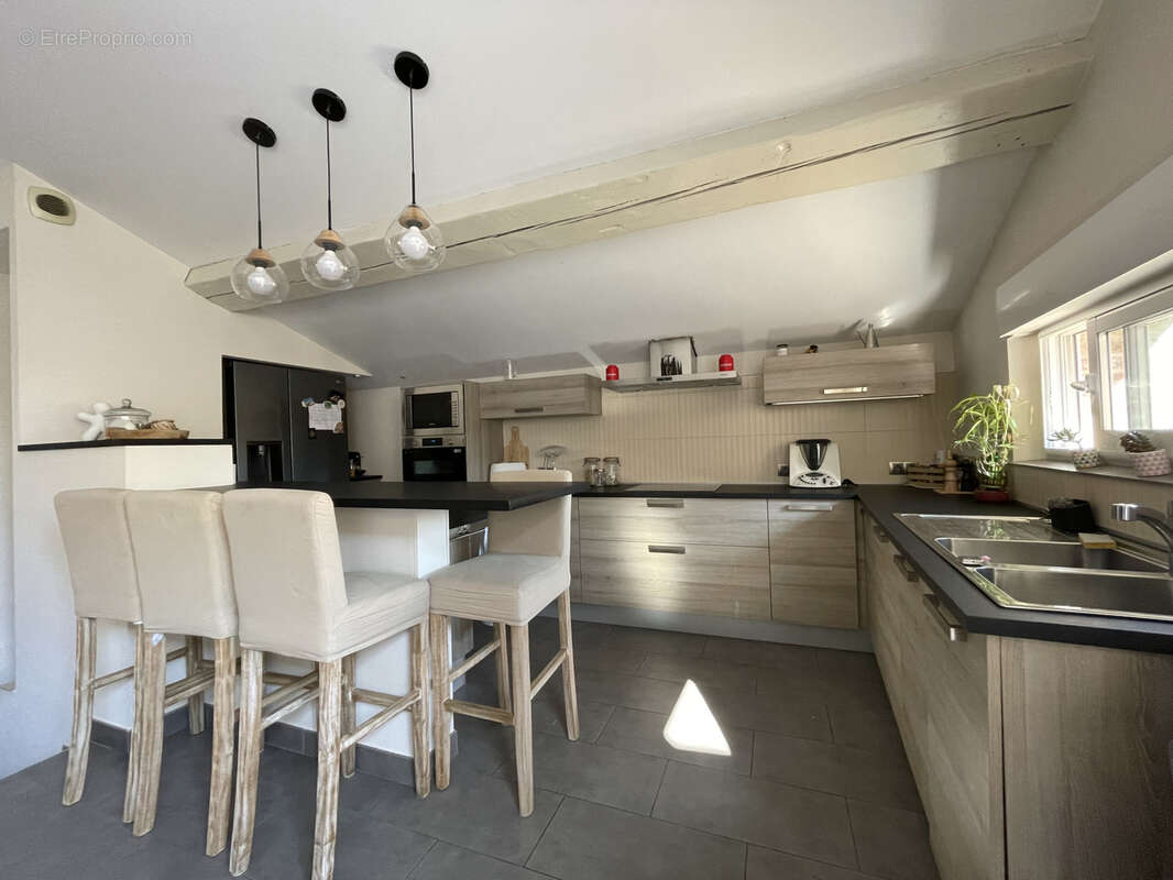 Maison à VILLEMOLAQUE