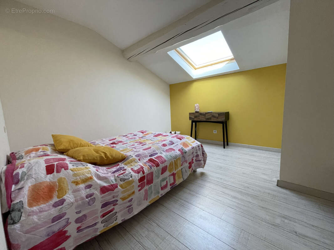 Maison à VILLEMOLAQUE