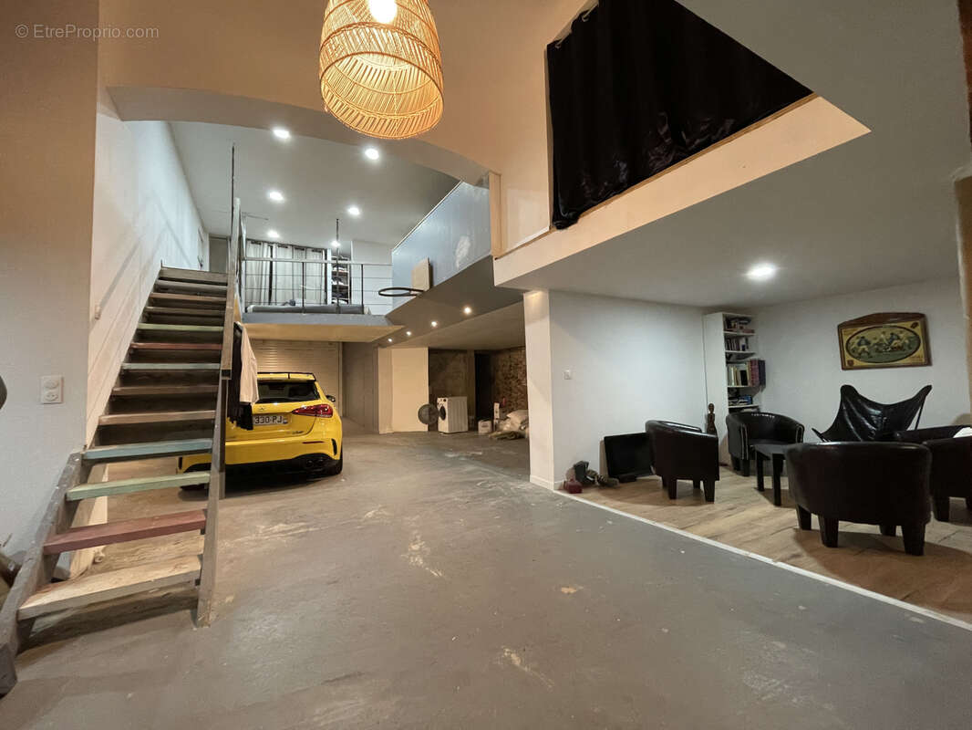 Maison à VILLEMOLAQUE