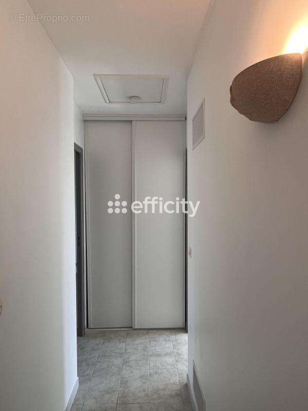 Maison à SAINT-CLEMENT-DES-BALEINES