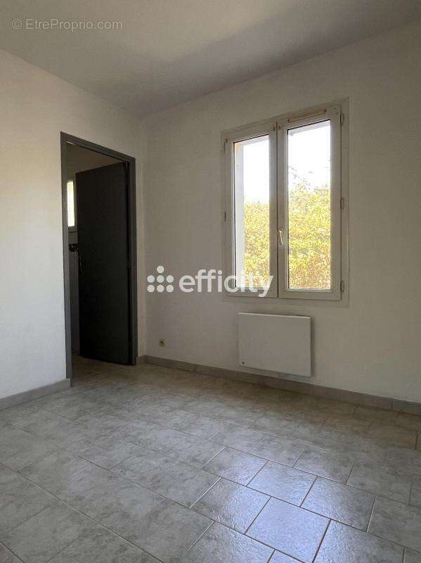 Maison à SAINT-CLEMENT-DES-BALEINES