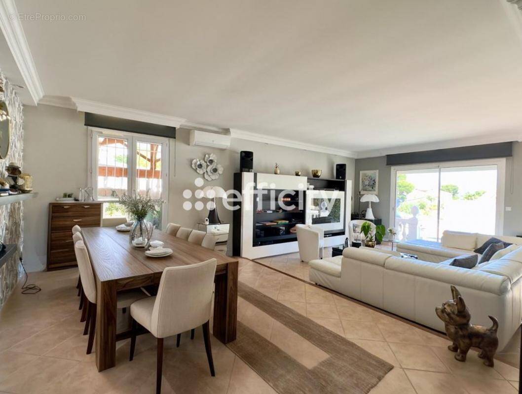 Maison à CARRY-LE-ROUET