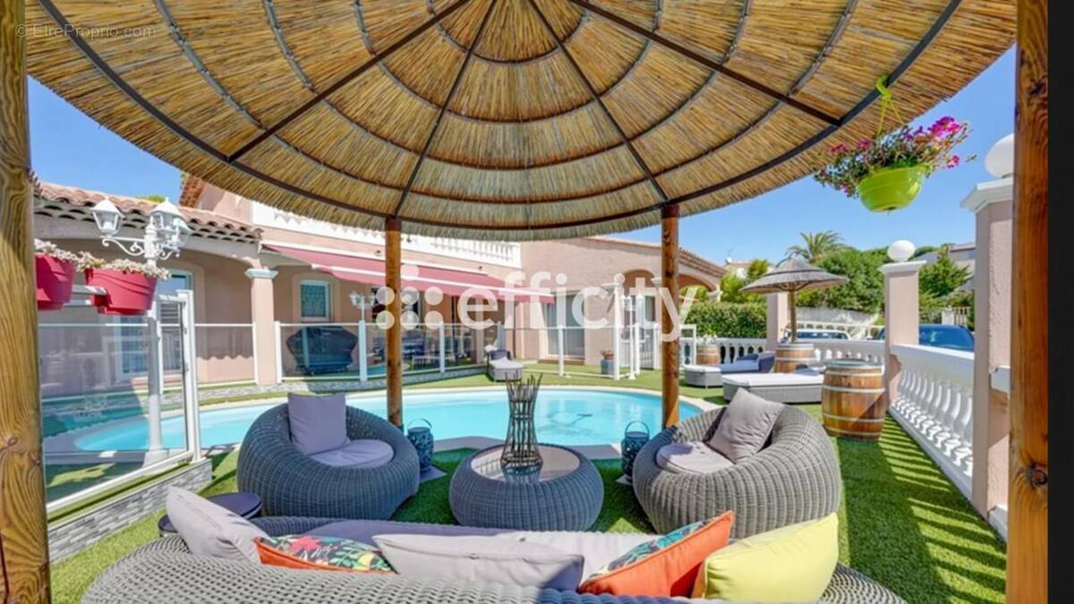 Maison à CARRY-LE-ROUET