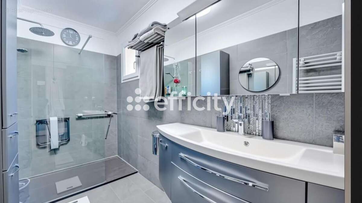 Maison à CARRY-LE-ROUET