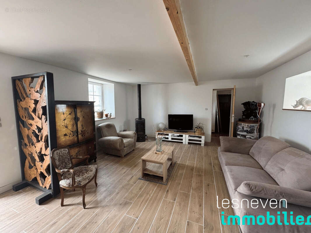 Maison à SAINT-MEEN