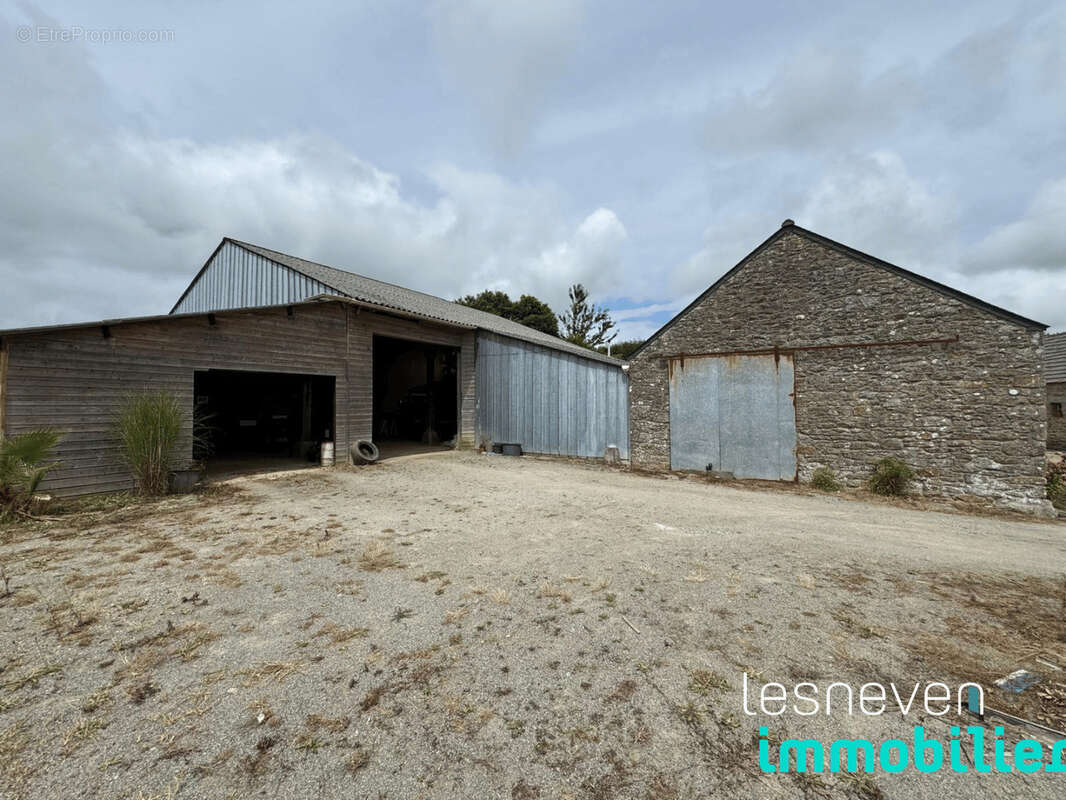 Maison à SAINT-MEEN