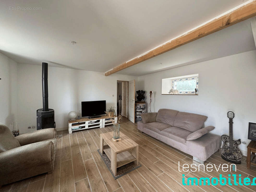 Maison à SAINT-MEEN