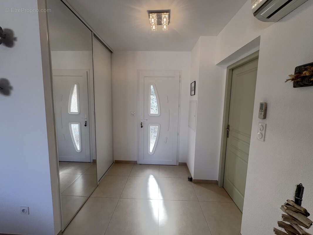 Maison à SANTA-LUCIA-DI-MORIANI