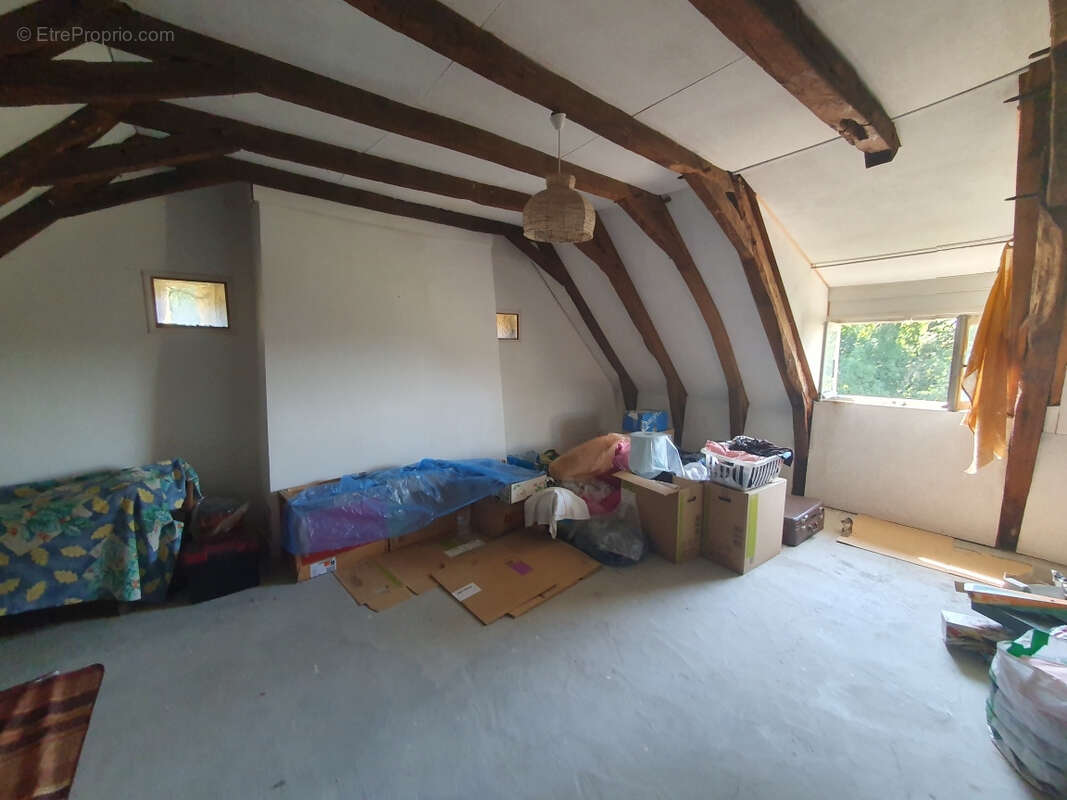 Maison à SAINT-GENIEZ-O-MERLE