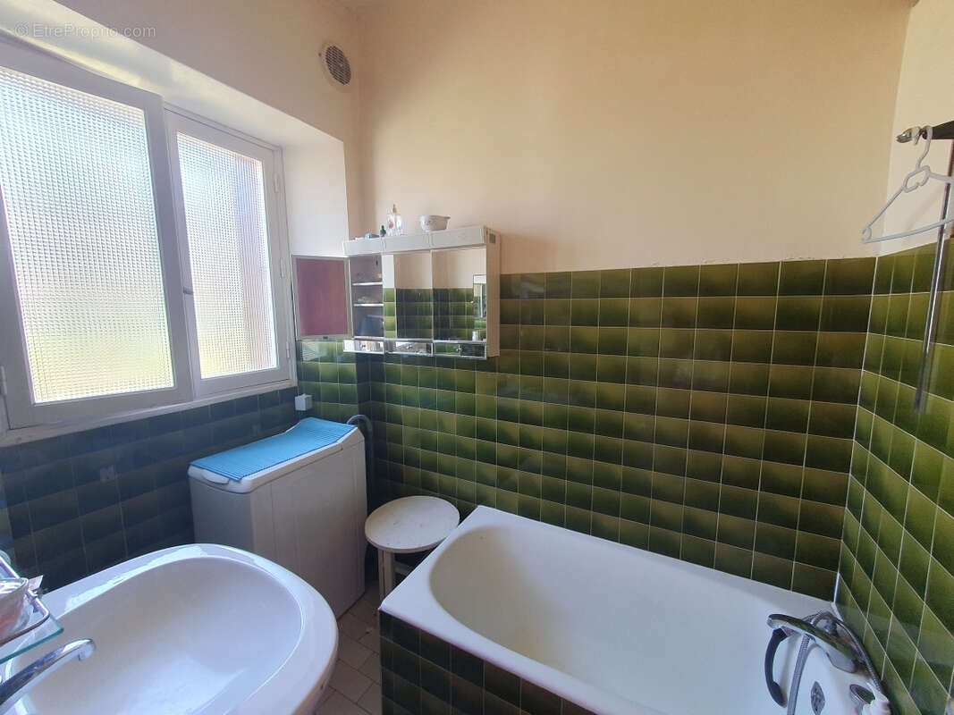 Maison à SAINT-GENIEZ-O-MERLE